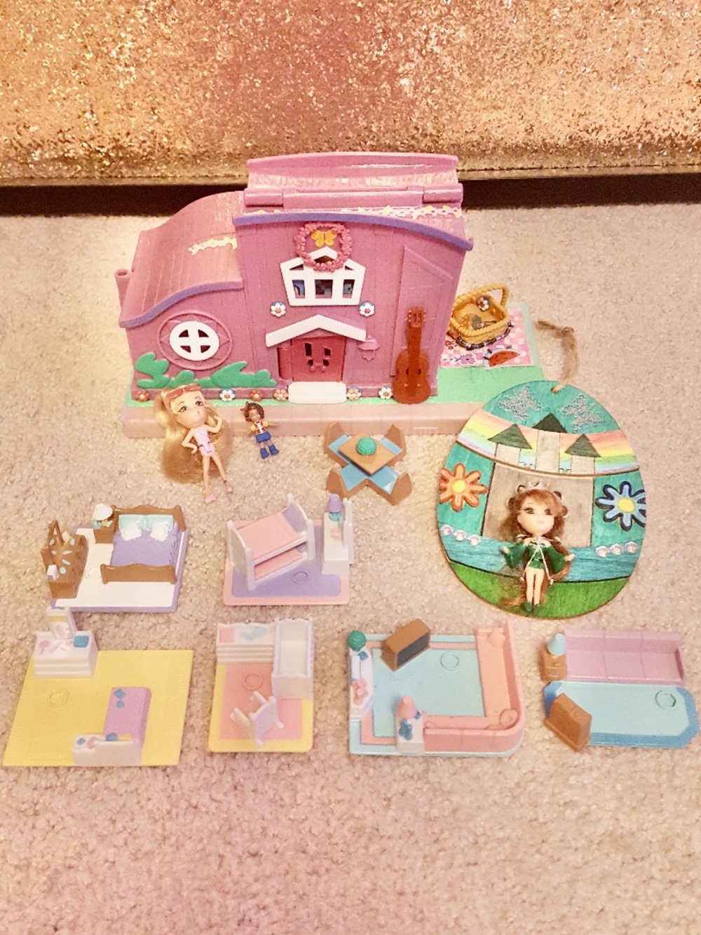 Polly Pocket, Barbie and Galoob Dollhouse Set